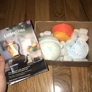 Three lush bath bombs
